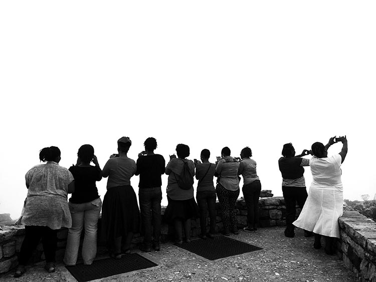 thoawSA women at Table Mountain