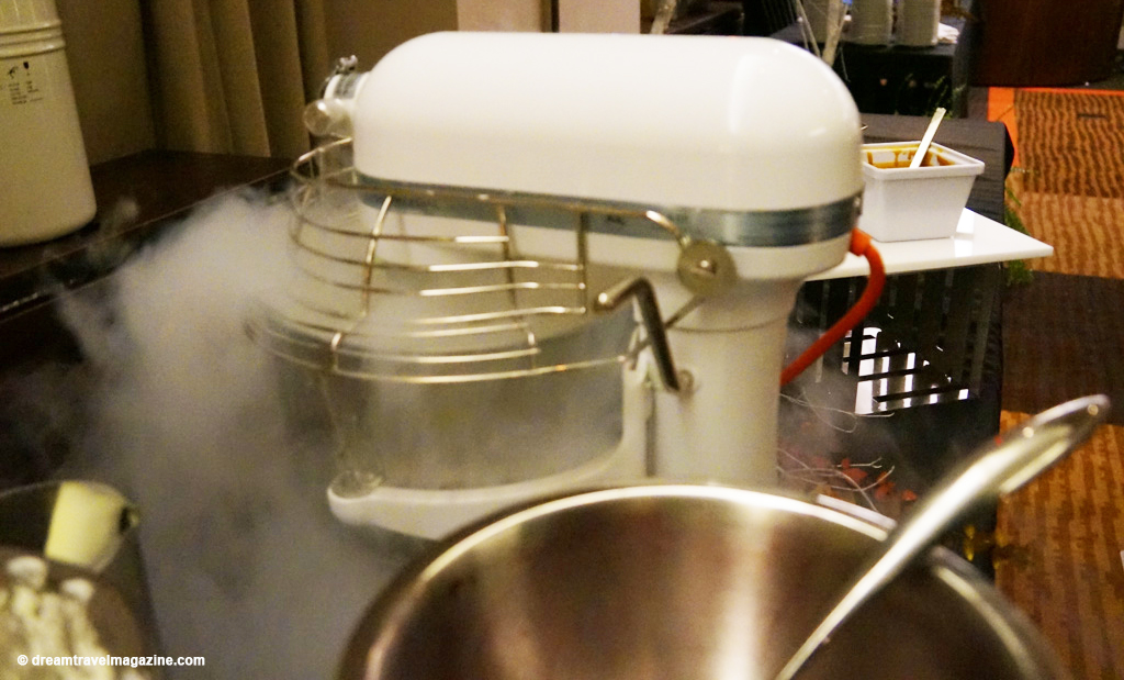 Virtual Sundae Bar - Design your own Sundae with Liquid Nitrogen Ice Cream